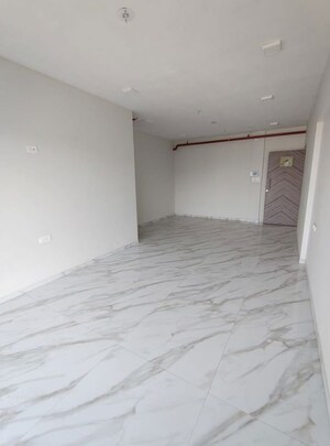 Room in 2 BHK Apartment at Sri Zynergy, Suman Nagar – for Rent