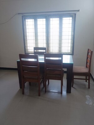 Team Area in 2 BHK Apartment at Manikonda – for Rent