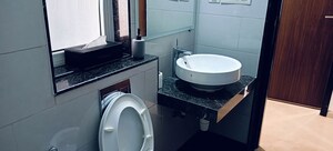 Bathroom in 2 BHK Apartment at Sheth Auris Bliss, Malad West – for Sale