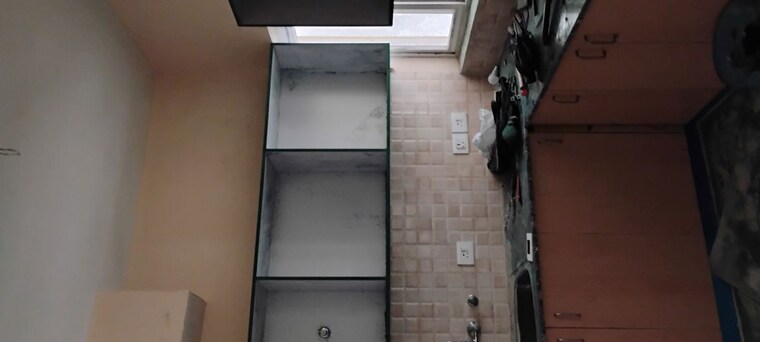 Bathroom, amrapali dream valley 3 Bedroom 1045 Sq.Ft. Apartment In Amrapali Dream Valley Greater Noida 10343922