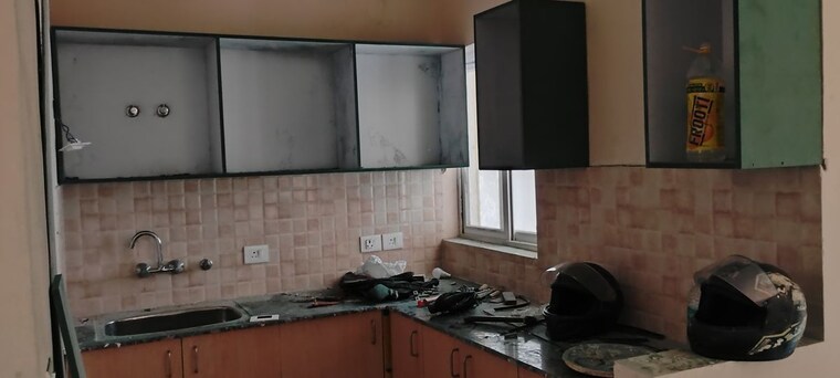 Kitchen, amrapali dream valley 3 Bedroom 1045 Sq.Ft. Apartment In Amrapali Dream Valley Greater Noida 10343922