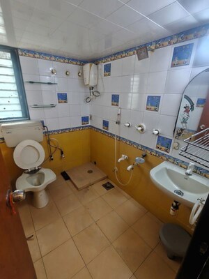 Team Area in 2.5 BHK Apartment at Arahant Society, Santacruz East – for Rent