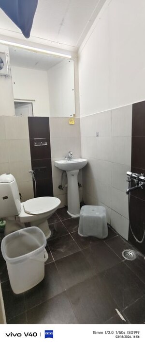 Team Area in 1 RK Apartment at Defence Colony – for Rent