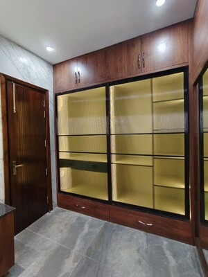 Room in 6 BHK Independent House at Sector 79 – for Sale