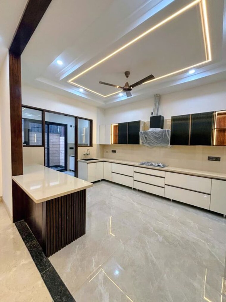 Living Room, sector 79 6 Bedroom 300 Sq.Yd. Independent House In Sector 79 Mohali 10343954