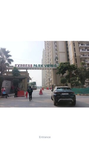 Parking in 2 BHK Apartment at Nimbus Express Park View - II, Chi V Greater Noida – for Rent