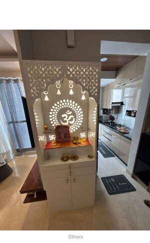 Team Area in 2 BHK Apartment at Nimbus Express Park View - II, Chi V Greater Noida – for Rent