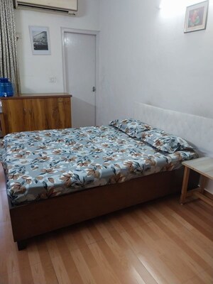 1 BHK Builder Floor For Rent in Kalkaji