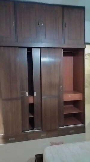 Furnished Amenities in 2 BHK Apartment at Naren Bliss Phase I, Magarpatta Road – for Rent
