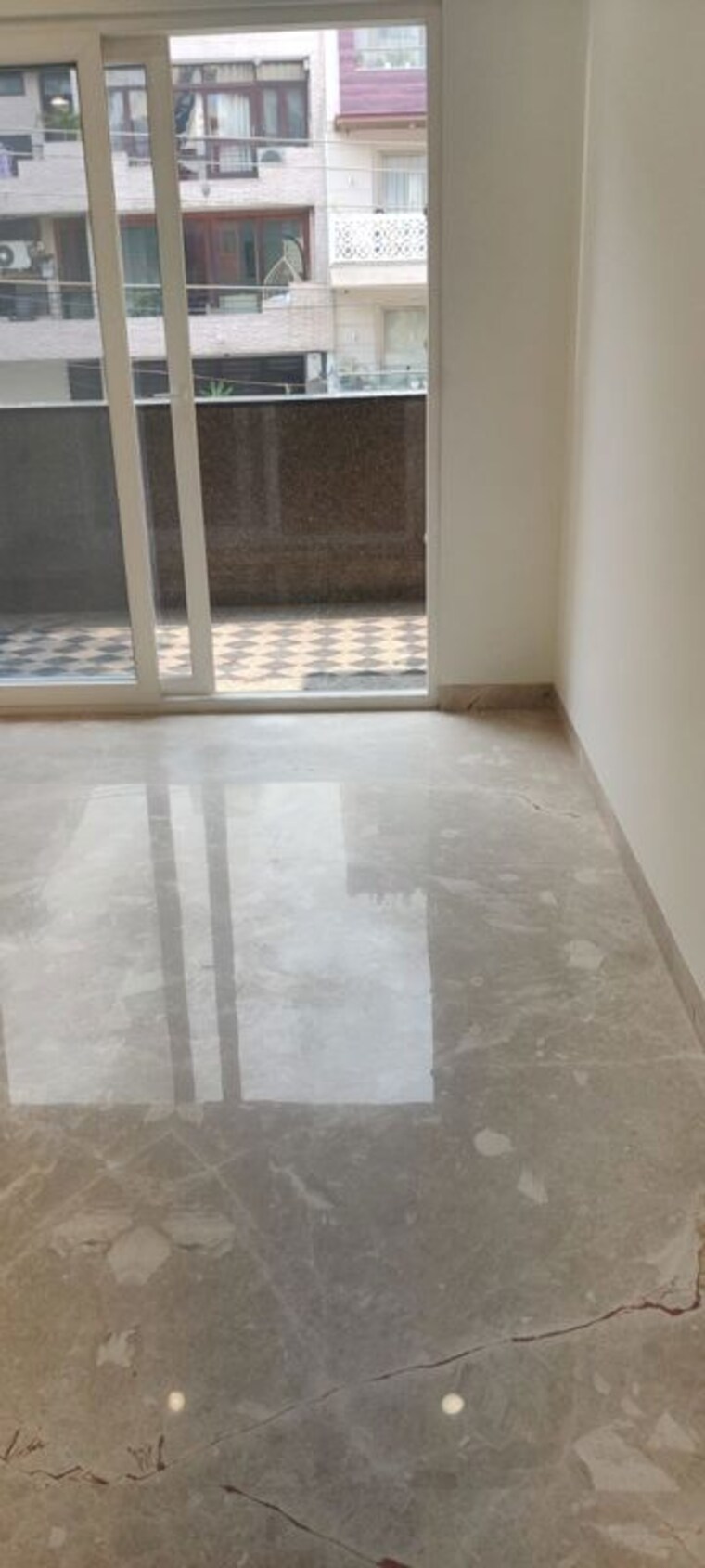 Room, greater kailash ii 4 Bedroom 2700 Sq.Ft. Builder Floor In Greater Kailash ii Delhi 9948005