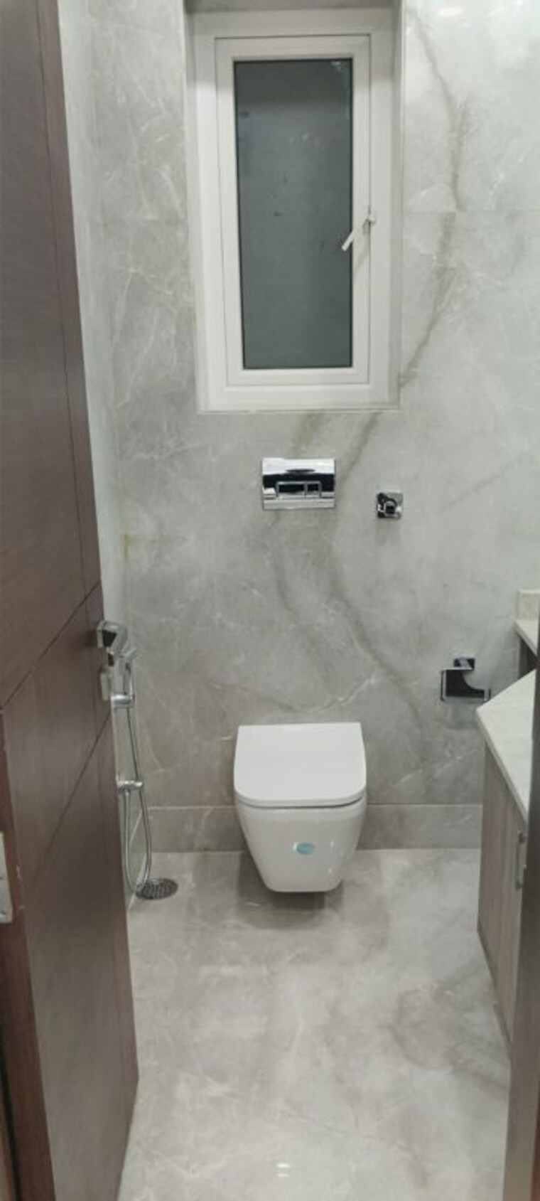 Bathroom, greater kailash ii 4 Bedroom 2700 Sq.Ft. Builder Floor In Greater Kailash ii Delhi 9948005