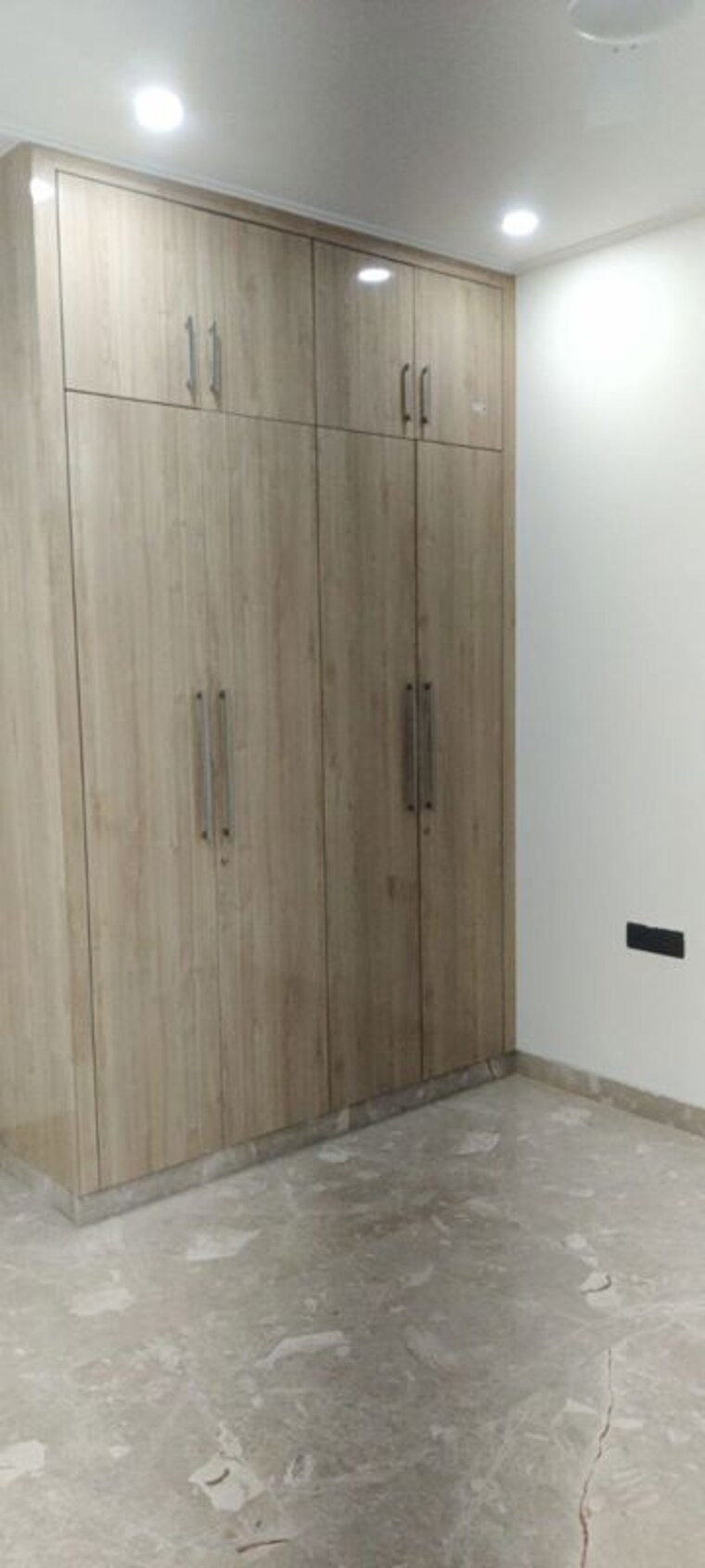 Room, greater kailash ii 4 Bedroom 2700 Sq.Ft. Builder Floor In Greater Kailash ii Delhi 9948005