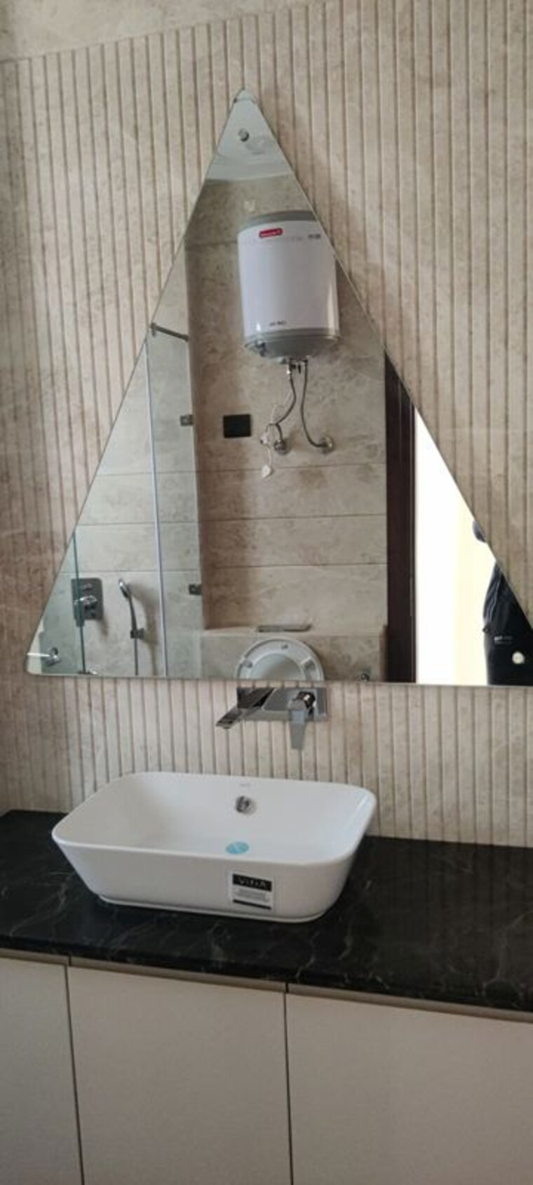 Bathroom, greater kailash ii 4 Bedroom 2700 Sq.Ft. Builder Floor In Greater Kailash ii Delhi 9948005