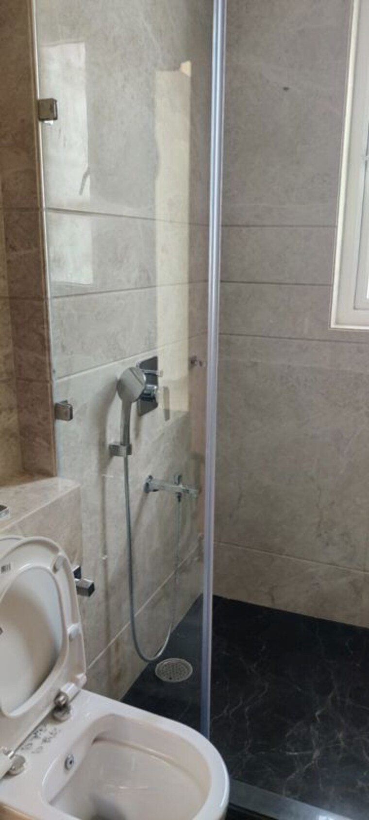 Bathroom, greater kailash ii 4 Bedroom 2700 Sq.Ft. Builder Floor In Greater Kailash ii Delhi 9948005