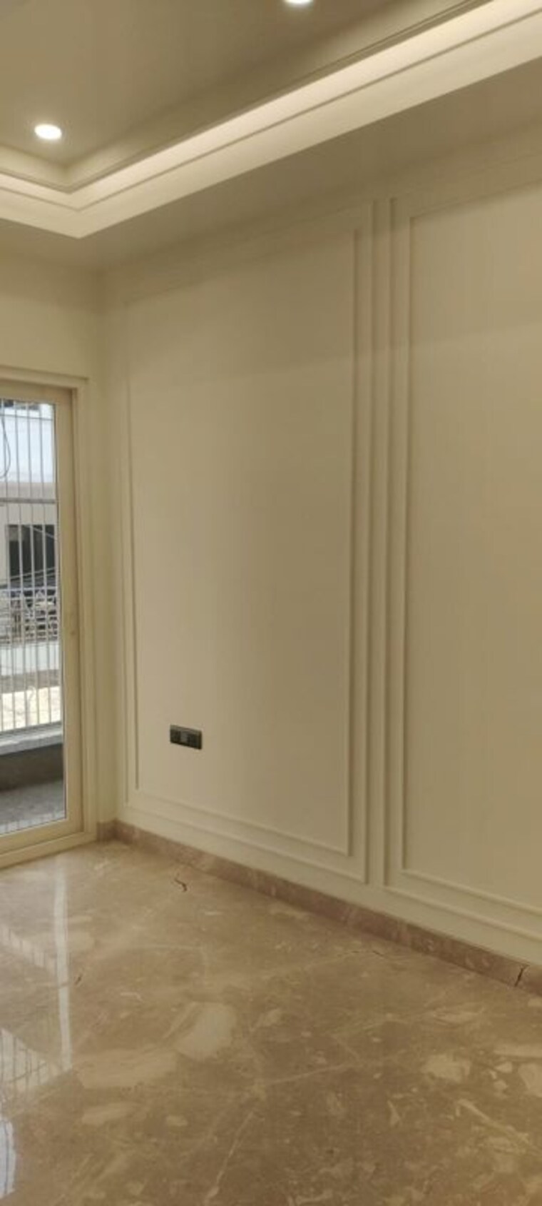 Room, greater kailash ii 4 Bedroom 2700 Sq.Ft. Builder Floor In Greater Kailash ii Delhi 9948005