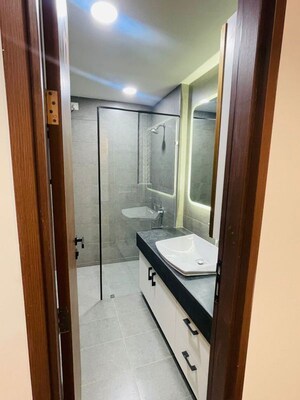 Kitchen in 2.5 BHK Builder Floor at Smart World Orchard, Sector 61 – for Rent