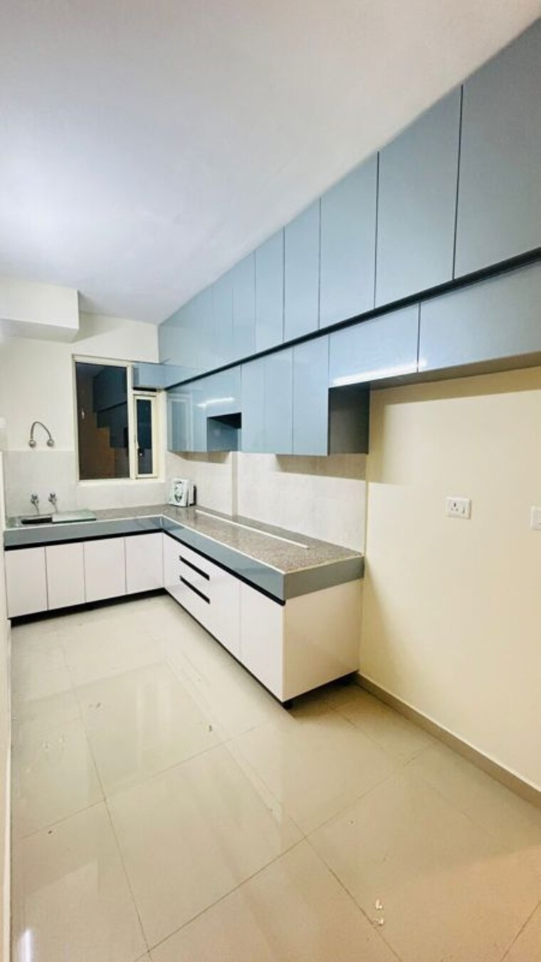 Kitchen, smart-world-orchard 2.5 Bedroom 1200 Sq.Ft. Builder Floor In Sector 61 Gurgaon 10344020