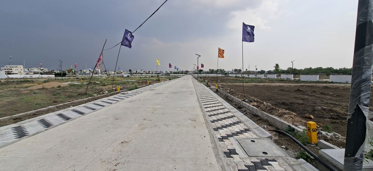 Plot For Sale in Badangpet