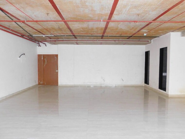 Room, goregaon east Commercial Office Space 850 Sq.Ft. In Goregaon East Mumbai 10344069