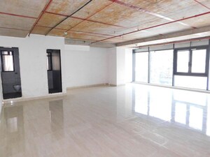 Room in  Office Space at Goregaon East – for Rent