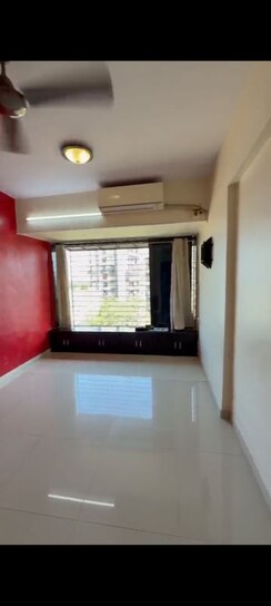 1 BHK Apartment For Rent in Avirahi Building