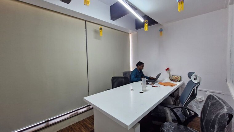 Team Area, goregaon east Commercial Office Space 800 Sq.Ft. In Goregaon East Mumbai 10344085