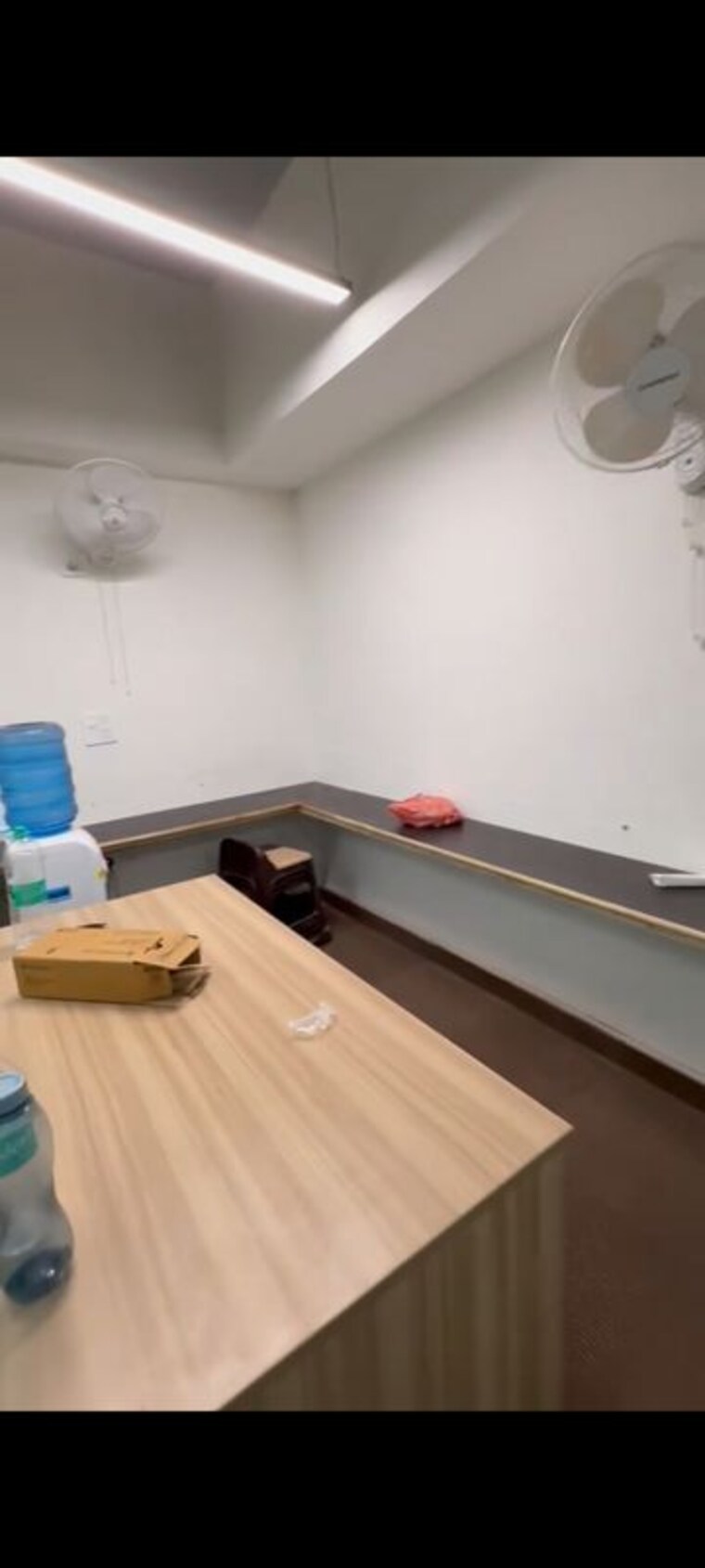 undefined, sector 2 Commercial Office Space 1000 Sq.Ft. In Sector 2 Noida 10344080