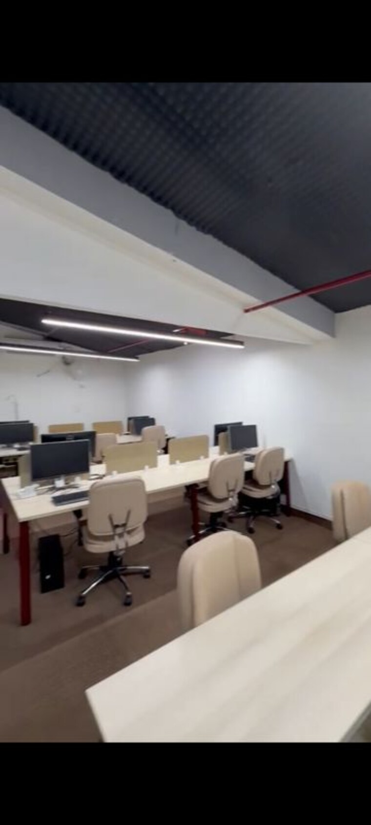 Team Area, sector 2 Commercial Office Space 1000 Sq.Ft. In Sector 2 Noida 10344080