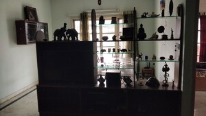 Living Room in 2 BHK Apartment at Jayanagar – for Rent