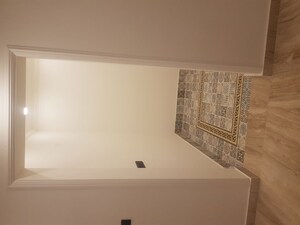 Room in 4 BHK Builder Floor at Parklands, Sector 85 – for Sale