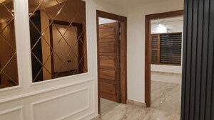 Room in 4 BHK Builder Floor at Parklands, Sector 85 – for Sale