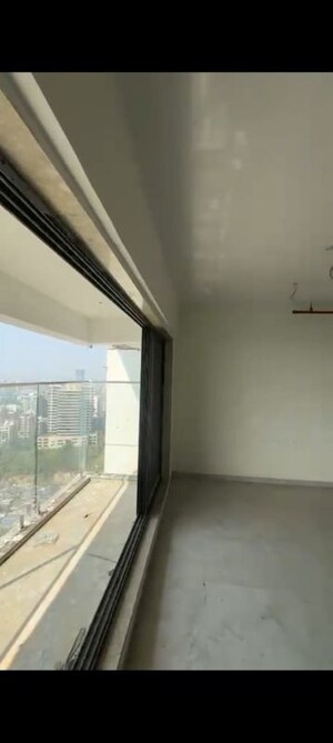 Bathroom in 2 BHK Apartment at Goregaon East – for Sale