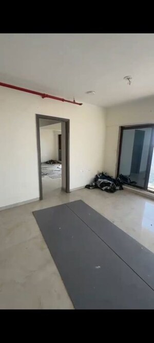 Room in 2 BHK Apartment at Goregaon East – for Sale