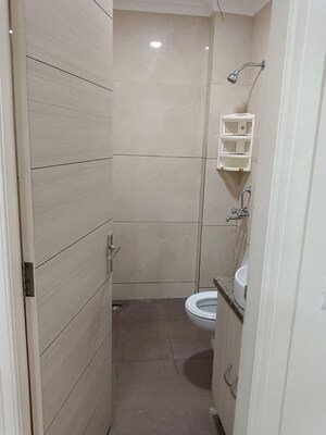 Bathroom in 2 BHK Builder Floor at Lajpat Nagar 4 – for Rent