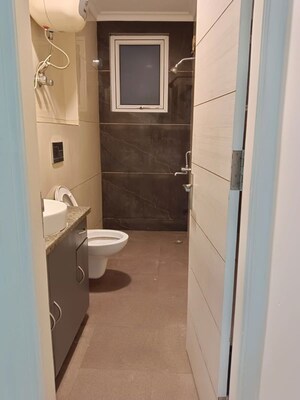 Bathroom in 2 BHK Builder Floor at Lajpat Nagar 4 – for Rent