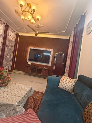 Living Room in 2 BHK Builder Floor at Lajpat Nagar ii – for Rent