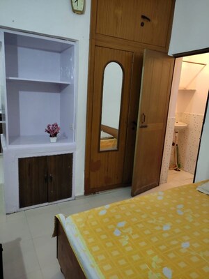 Furnished Amenities in 2.5 BHK Villa at Arun Vihar – for Rent