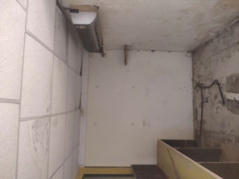 Bathroom, sahar-plaza Commercial Office Space 1500 Sq.Ft. In Andheri East Mumbai 10344152