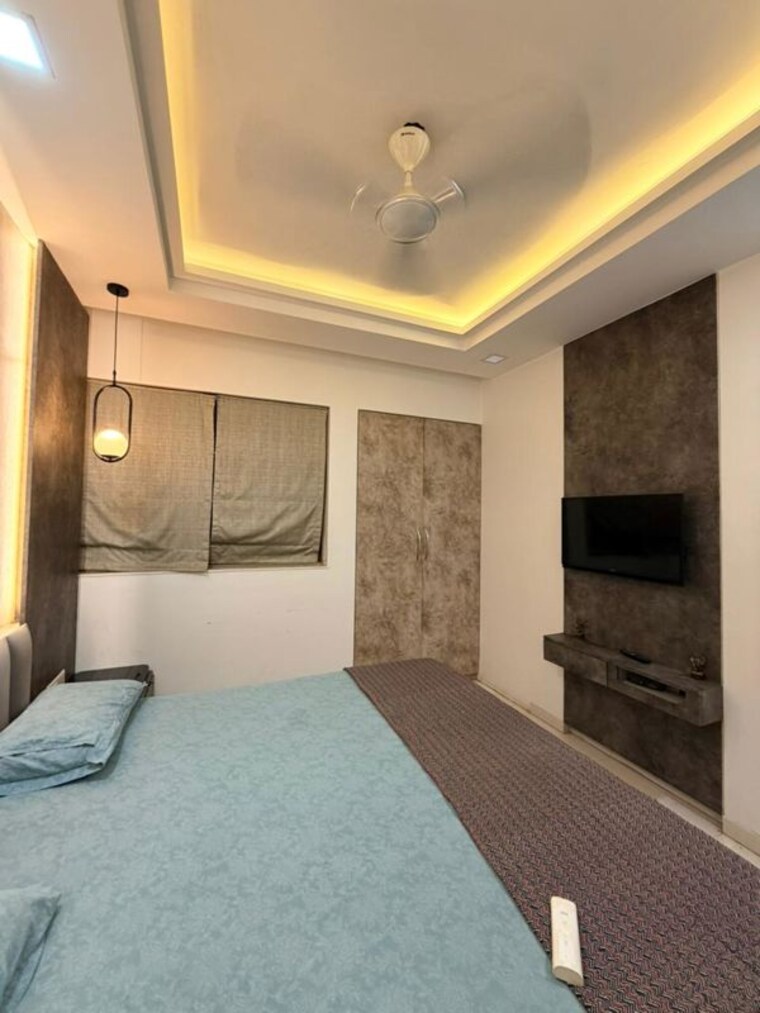Bedroom, lodha-splendora 3 Bedroom 1500 Sq.Ft. Apartment In Ghodbunder Road Thane 10344125