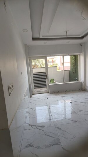 Room in 4 BHK Villa at KPG Raj Villas, Morta – for Rent