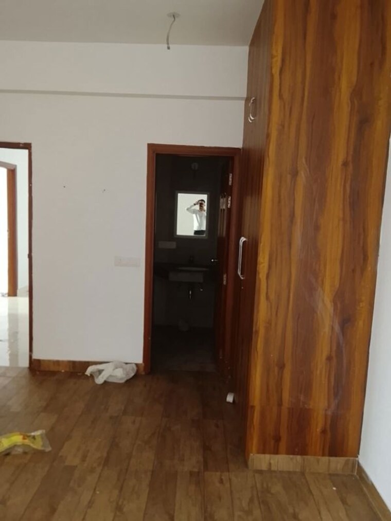 Room, purvanchal-royal-city-ii 3 Bedroom 1349 Sq.Ft. Apartment In Chi V Greater Noida Greater Noida 10344232
