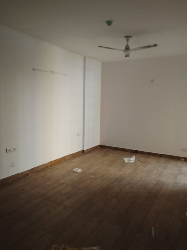 Room, purvanchal-royal-city-ii 3 Bedroom 1349 Sq.Ft. Apartment In Chi V Greater Noida Greater Noida 10344232