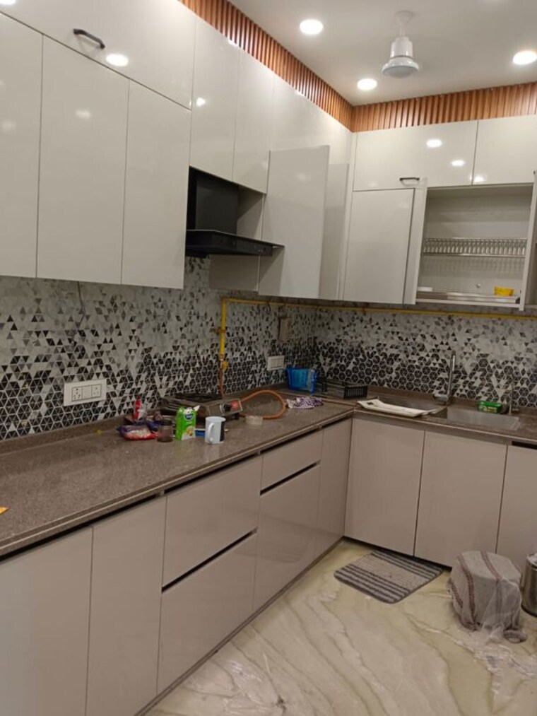 Kitchen, amar colony 2 Bedroom 1100 Sq.Ft. Builder Floor In Amar Colony Delhi 10344155