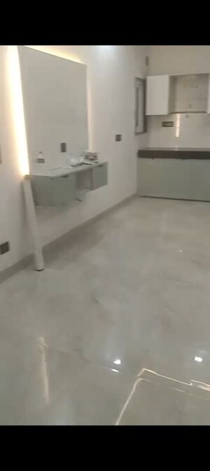 Bathroom in 2 BHK Builder Floor at Sai Kunj New Palam  vihar, New Palam Vihar Phase 3 – for Rent