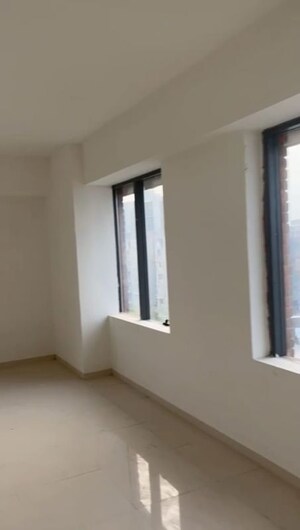 Room in  Office Space at Sola – for Rent