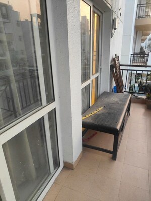Balcony in 3.5 BHK Apartment at BPTP Discovery Park, Sector 80 – for Sale