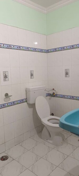 Bathroom in 2 BHK Builder Floor at Indira Nagar – for Rent