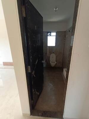 Building Lobby in 1 BHK Apartment at Sarvodaya CHS Malad West, Malad West – for Rent