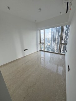 5 BHK + Pooja Room,Servant Room Apartment For Sale in Lodha The Park