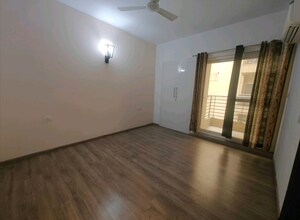 Room in 3 BHK Apartment at ABA Cleo County, Sector 121 – for Rent
